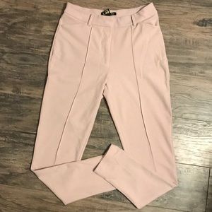 Dusty pink dress pants. 🔥